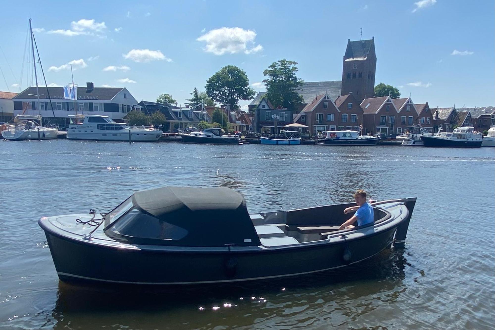 Luxe Houseboat Skoft Hotel Grou Exterior photo
